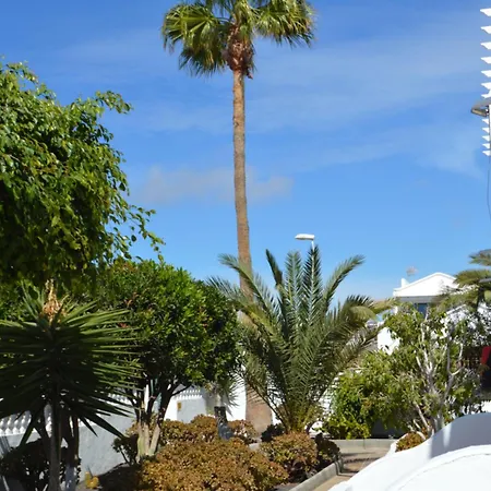Lava Teneguia, 5 Guests In 2 Bedrooms Apartment Puerto del Carmen (Lanzarote)
